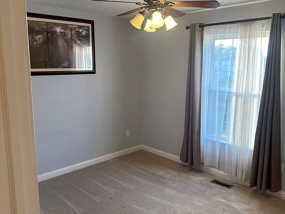 2nd image of 1250 Culpeper Ct