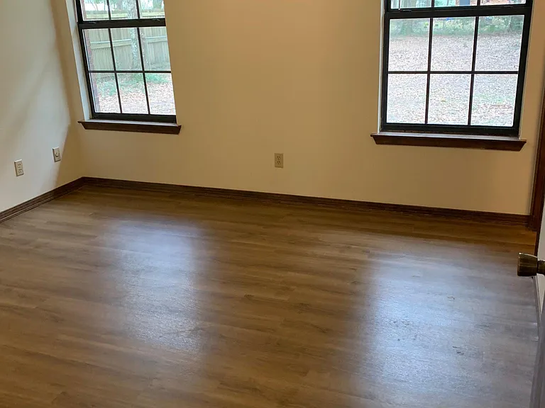 5460 Camille Gardens Cir — Photo 13