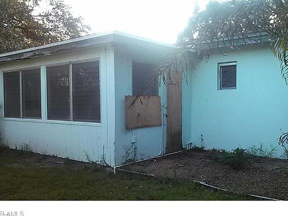 4th image of 2363 Crawford St