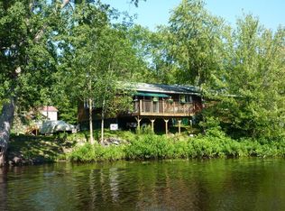 17 Parish Rd, Hammond, NY 13646