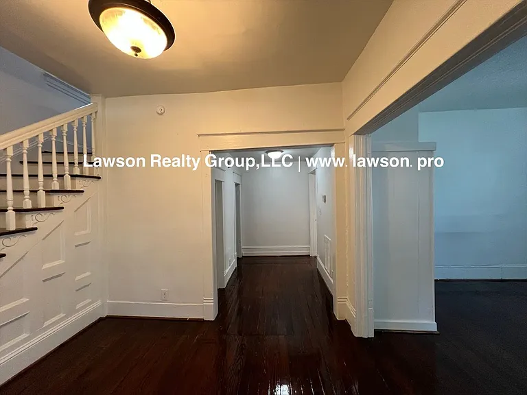1208 Chapman Ave SW — Photo 10