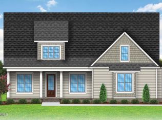 555 Vintage Ln, Southern Pines, NC 28387