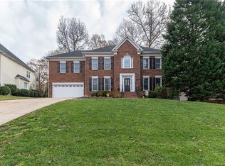 11731 Sir Francis Drake Dr, Charlotte, NC 28277