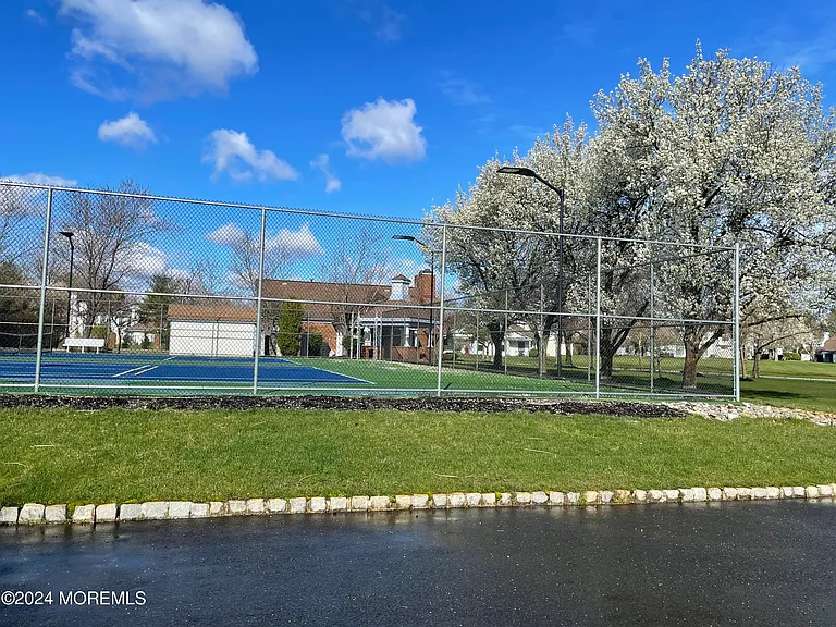 5 Gimbel Pl — Photo 20