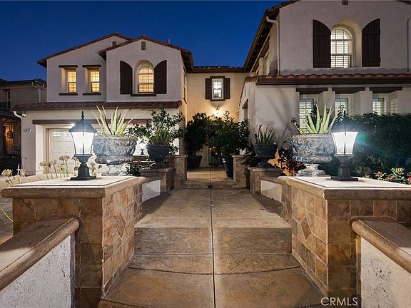 2nd image of 29228 Las Brisas Rd