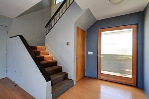 3rd image of 1901 Silverwood Ln