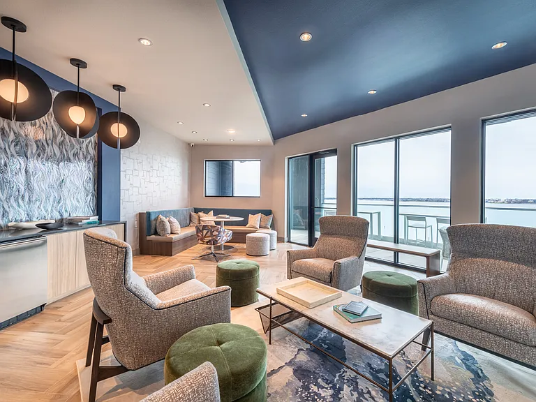 The View at Sapphire Bay — Photo 12