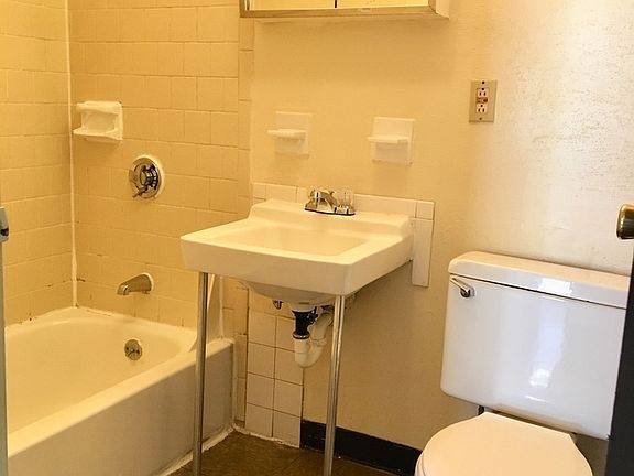 5th image of 31 Parker St #2