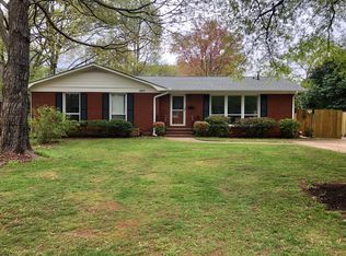 5917 Brookhaven Rd, Charlotte, NC 28210