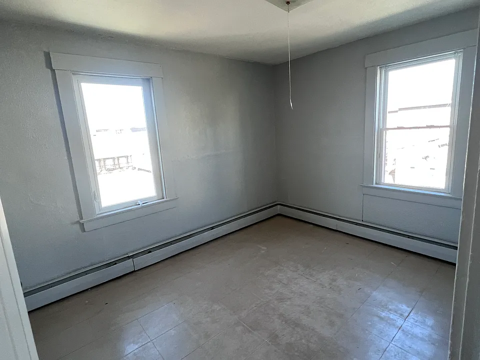 39 Knox St #9