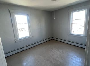 39 Knox St #9, Lewiston, ME 04240