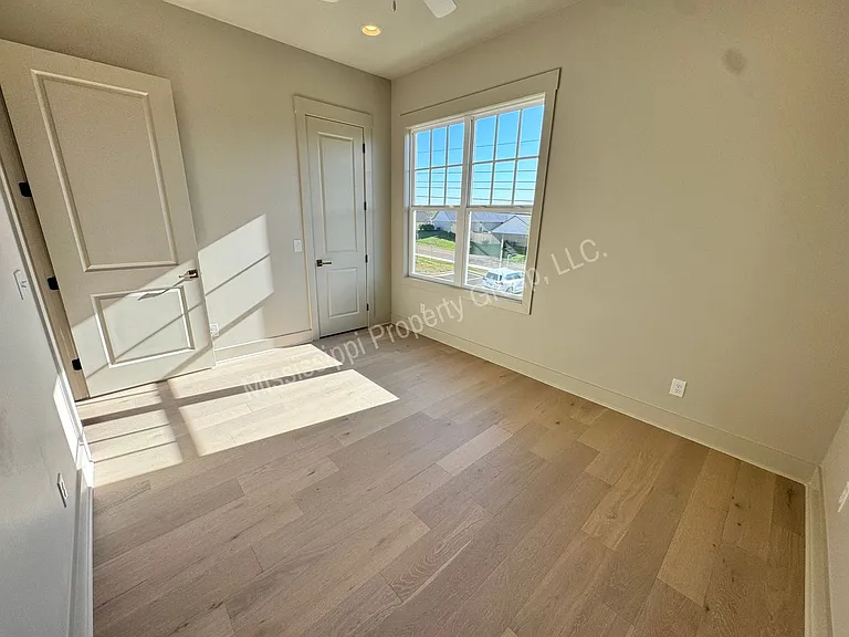 3423 Southern Way — Photo 15