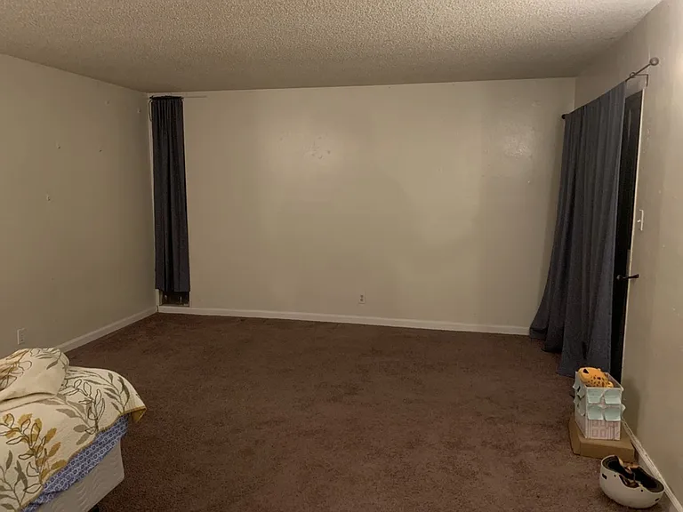 1333 Notre Dame Dr — Photo 10