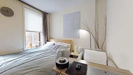 Rented by Bond New York