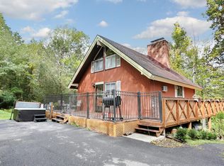 25 Meyer Rd, Middletown, NY 10940