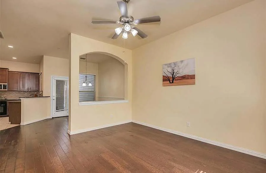3 bed, 2.5 bath, 1863 sqft, $2,600 — Photo 2