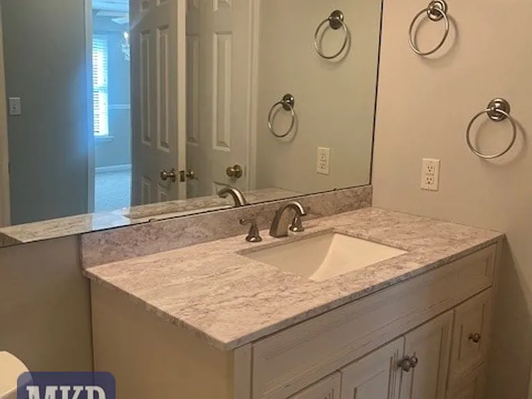 6564 Monet Dr — Photo 24
