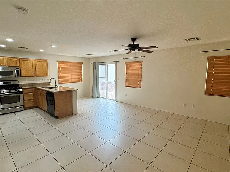 9967 Carrizo Springs Ave #0 — Photo 2