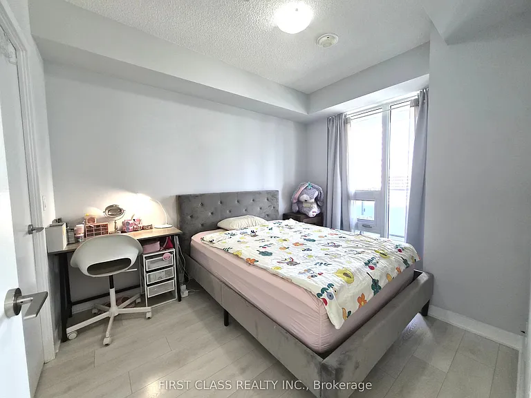 2221 Yonge St #1501 — Photo 13