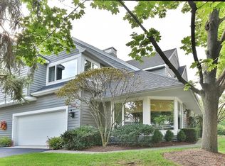 122 Brewster Rd, Wyckoff, NJ 07481