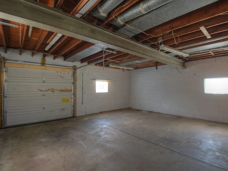 742 Lemington St — Photo 18