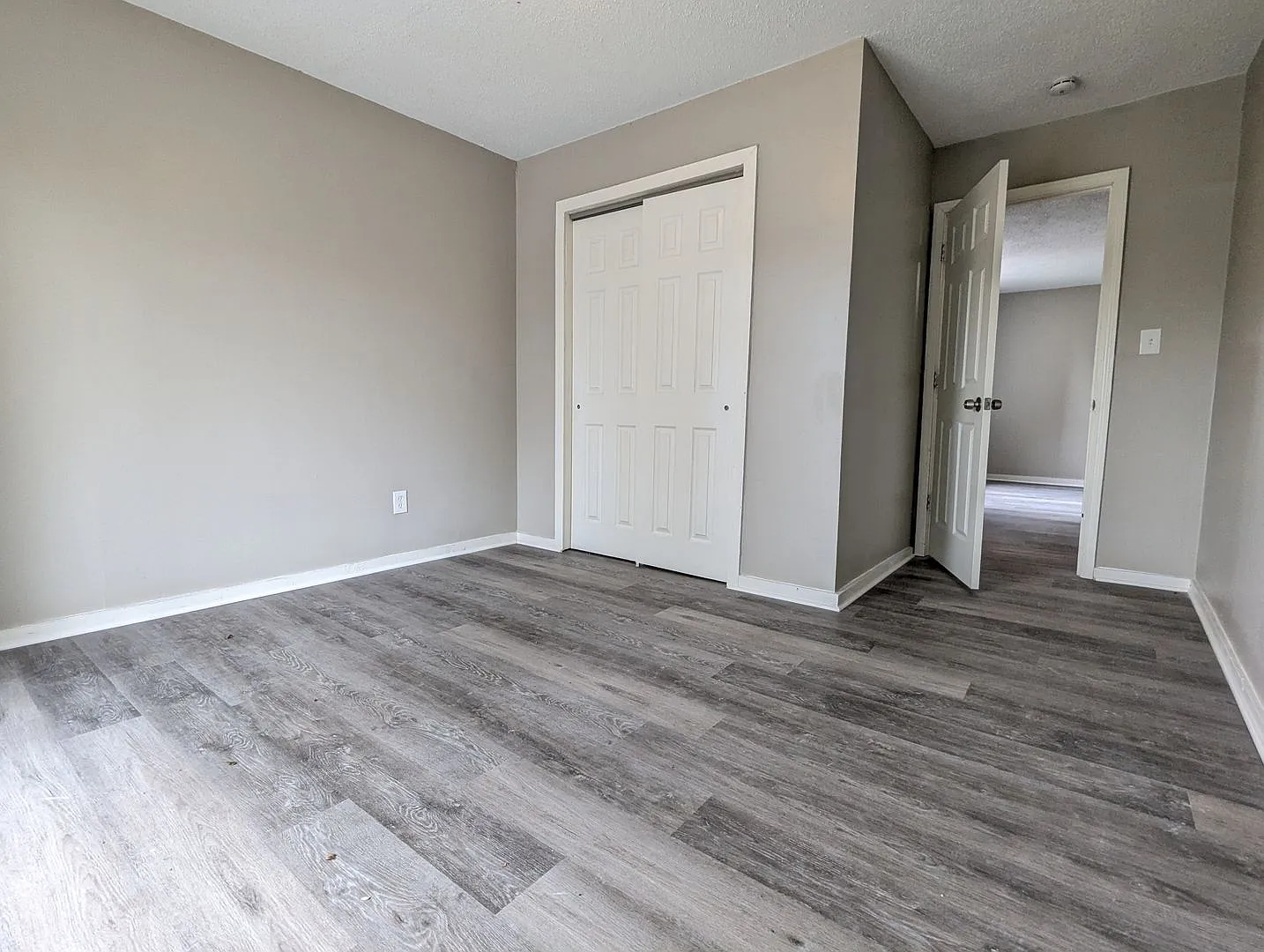 3006-3008 Osage Street — Photo 1
