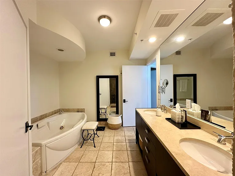 18201 Collins Ave #1901 — Photo 49
