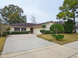 7502 Universal Dr, Houston, TX 77072