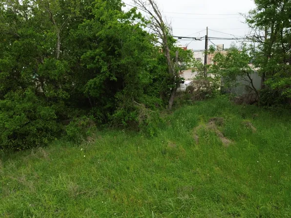 212 S Burleson LOT 9, Giddings, TX 78942