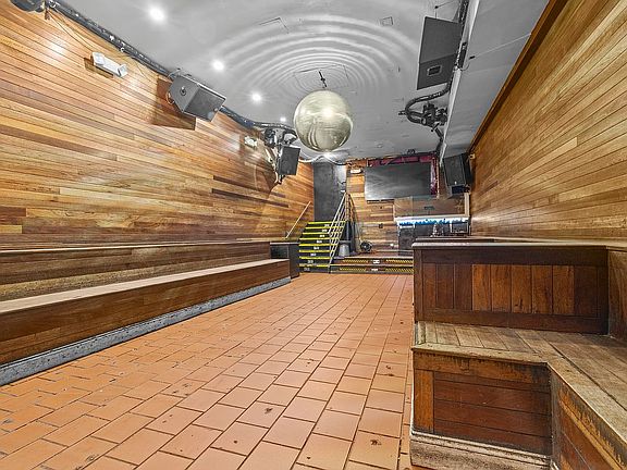 2nd image of 369 W 46th St