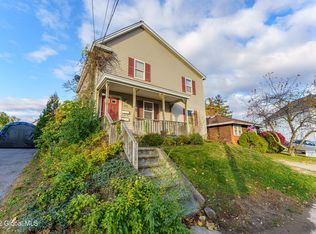 406 11th St, Schenectady, NY 12306