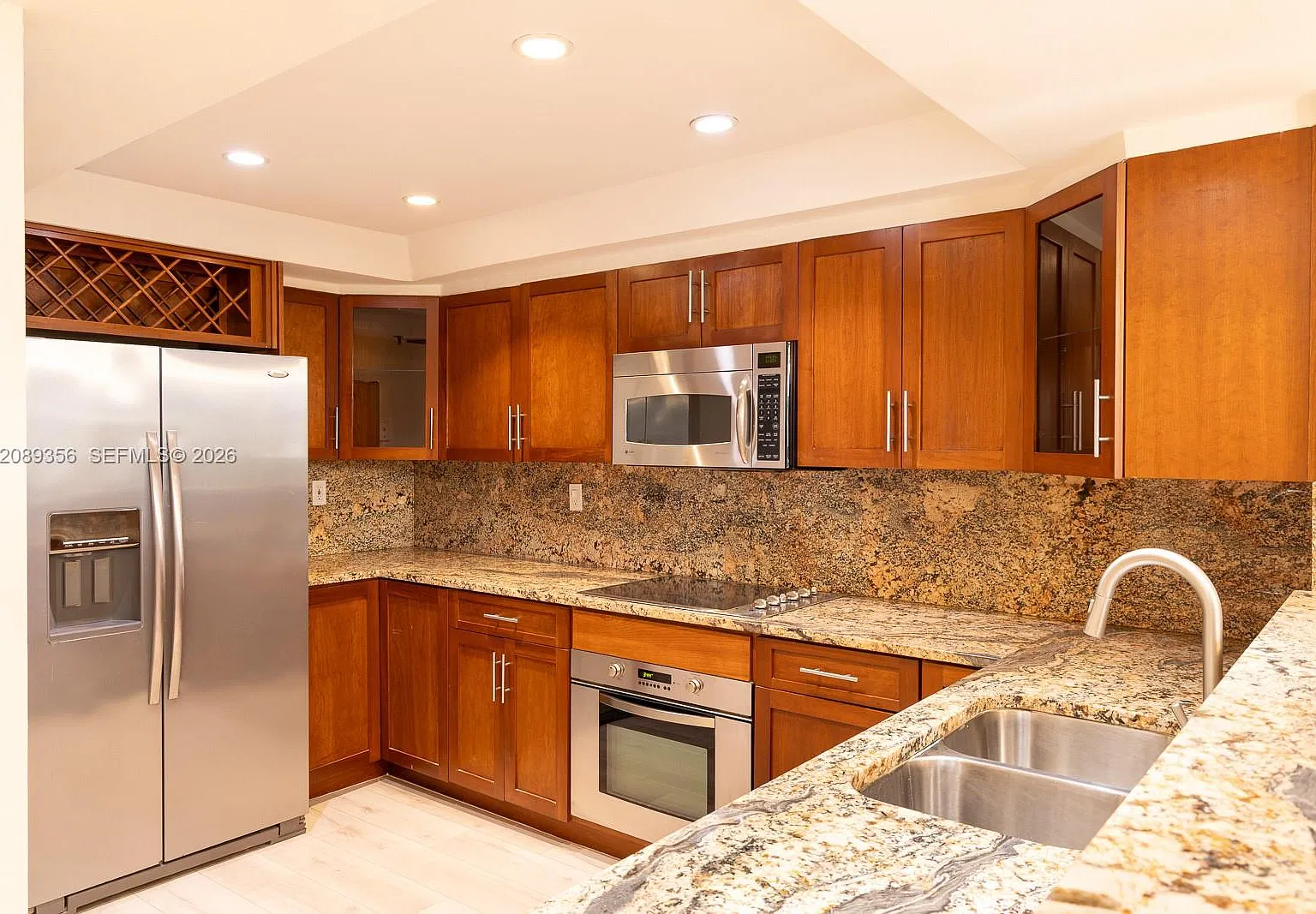 Brickell Key One Condo — Photo 4
