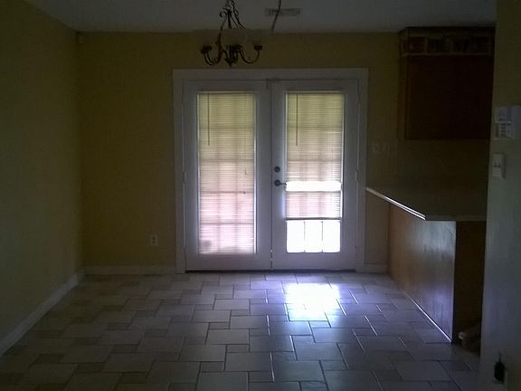 2nd image of 4210 Evelyn St