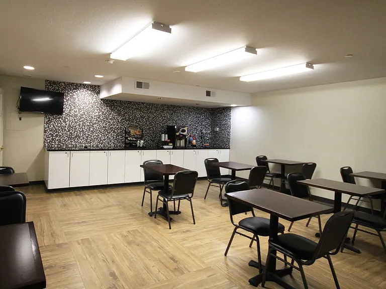 Breakfast Room