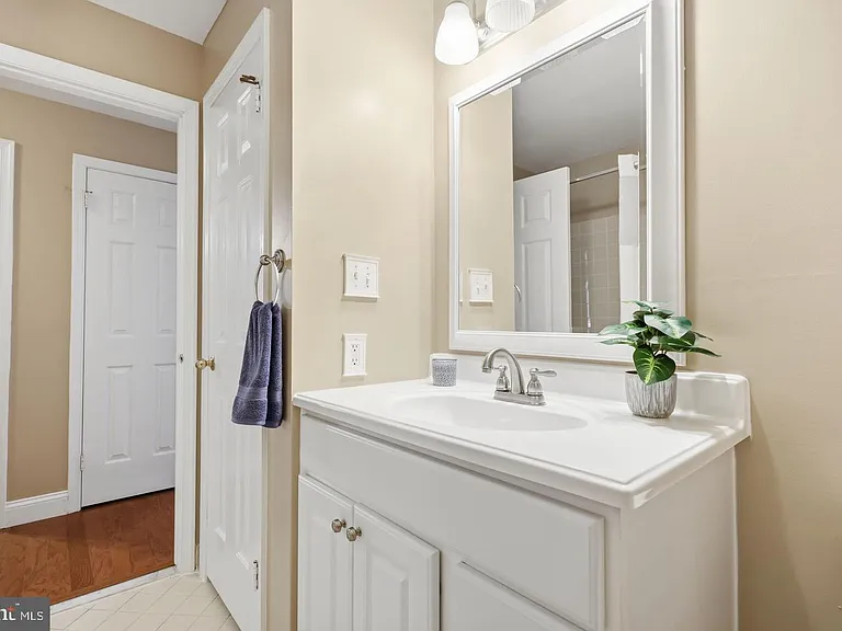 3105 Danbury Ct — Photo 16