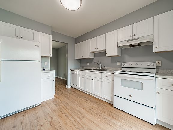 2nd image of 8003 Princess Ann Dr #1