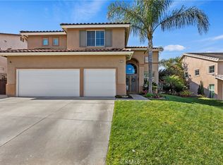 2422 Calvert St, Corona, CA 92881