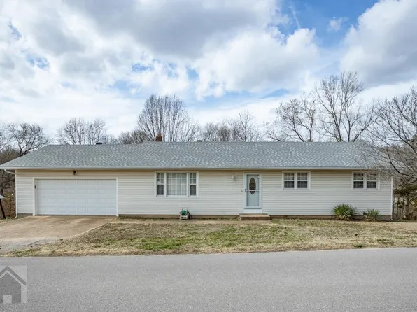 1904 Long Dr, Waynesville, MO 65583
