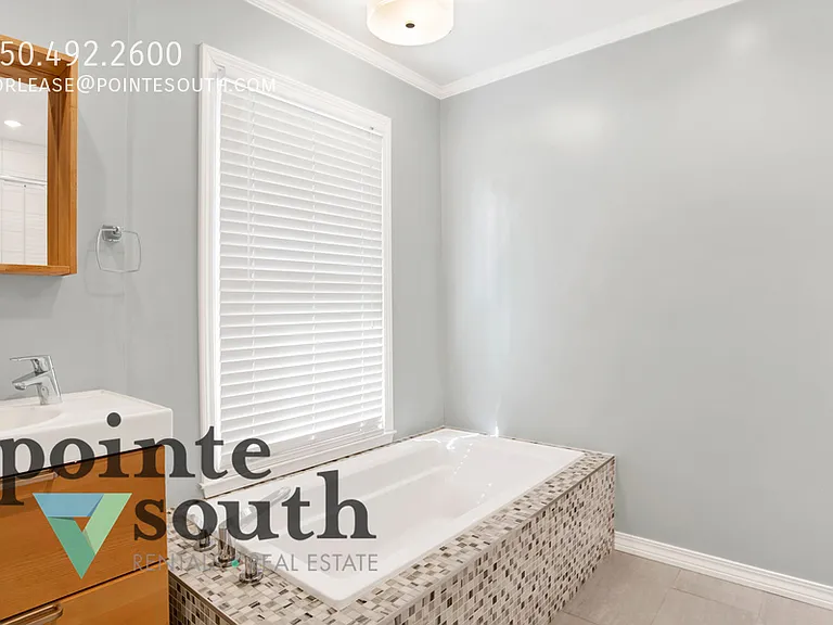 8868 Burning Tree Rd — Photo 31