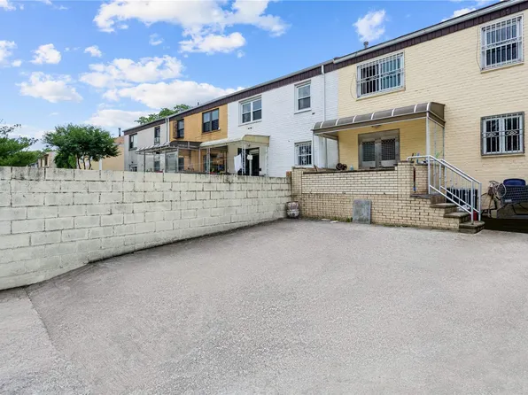 110-17 64th Avenue image 2 of 10