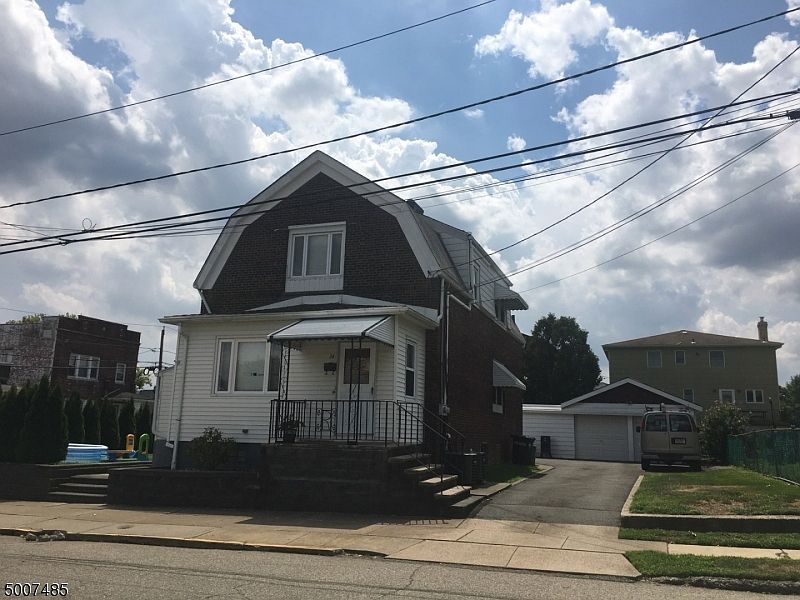 1st image of 34 Oakwood Ave