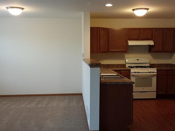 Kitchen & dining room