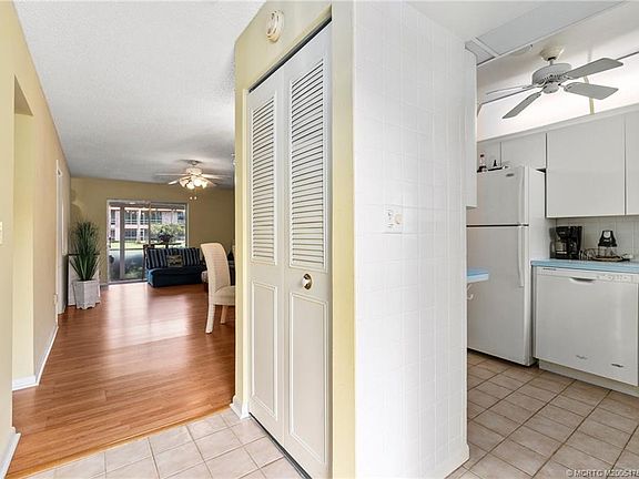 5th image of 1929 SW Palm City Rd APT 15-B