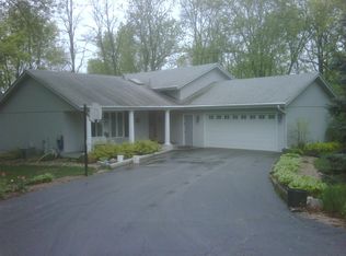 11526 Bowen Ct, Roscoe, IL