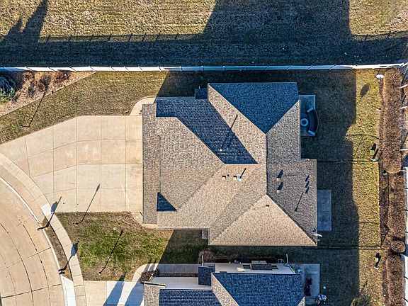 5th image of 1236 Blue Bill Way