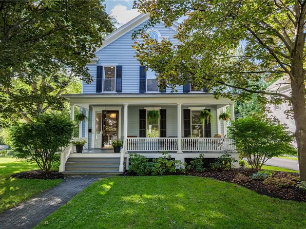 55 Fort Hill Ave, Canandaigua, NY 14424