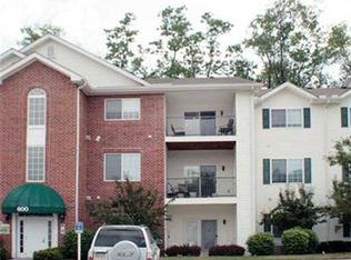 600 Hidden Ridge Ct APT 303, South Park, PA 15129