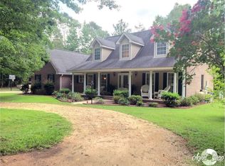 134 County Road 68 E, Deatsville, AL 36022