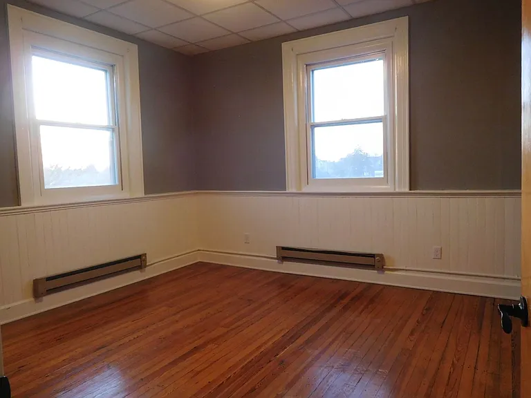 140 Snider Ave — Photo 11