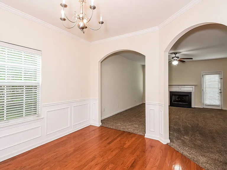 4740 Hopewell Manor Dr — Photo 6